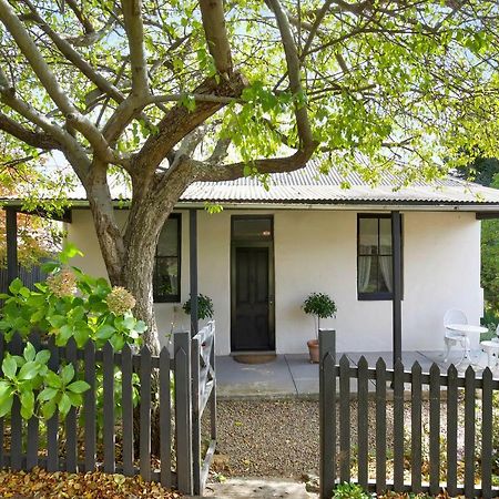 לאורה Hills Havens Cottages מראה חיצוני תמונה