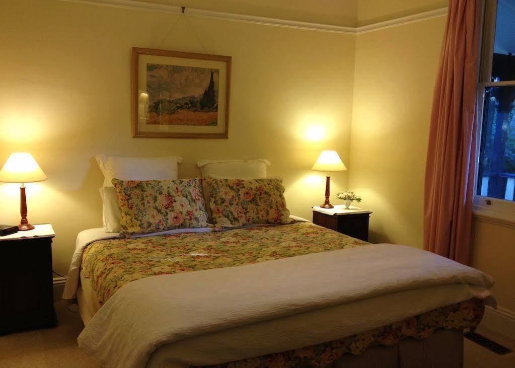 לאורה Hills Havens Cottages מראה חיצוני תמונה
